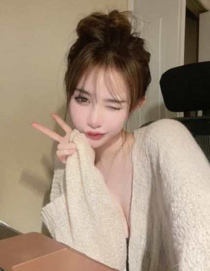 酒后朋友带路一起去打战