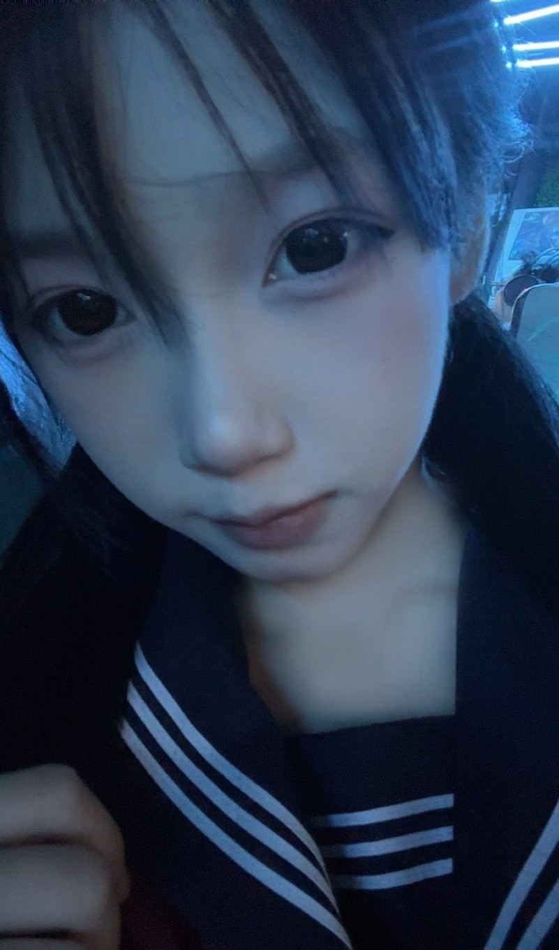 530028_H3Q92DU8DC3KVBC.jpg