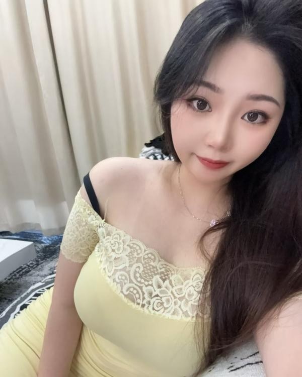 年轻性感小少妇