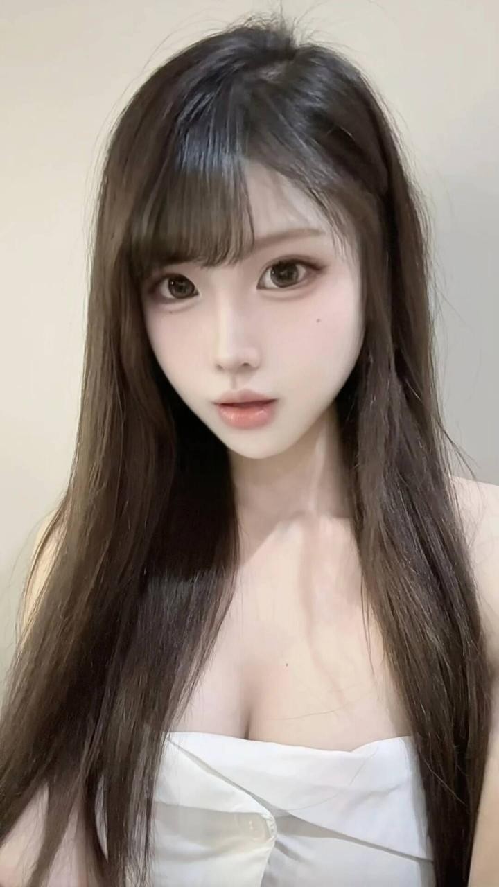 苏州吴中乖巧的小妹妹姿势多