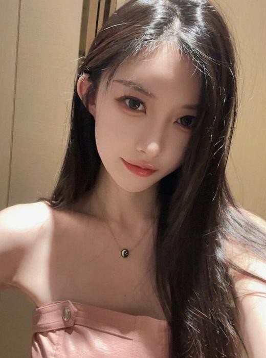 贵阳没想到这么年轻却是个骚货