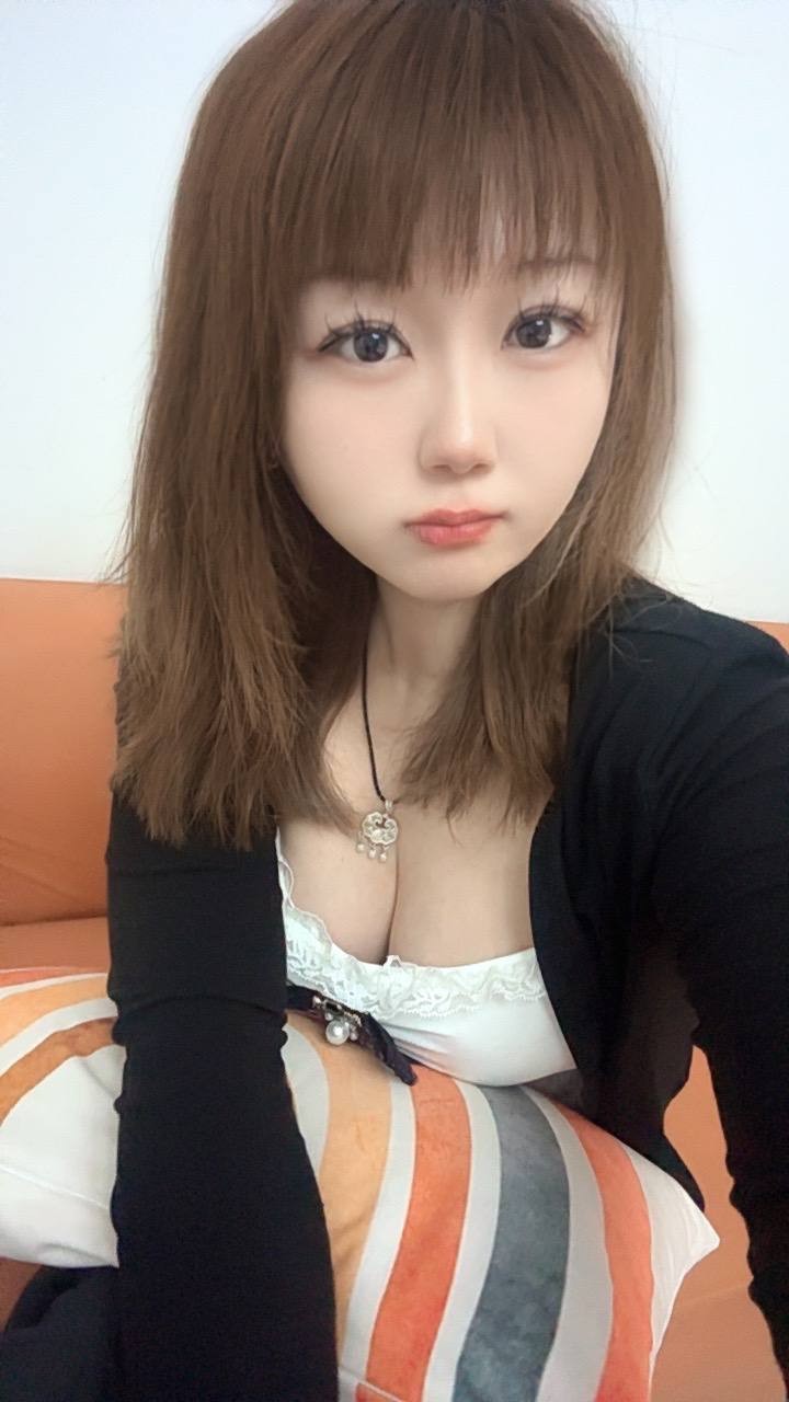 盘龙区狂野骚妹子高频骑操