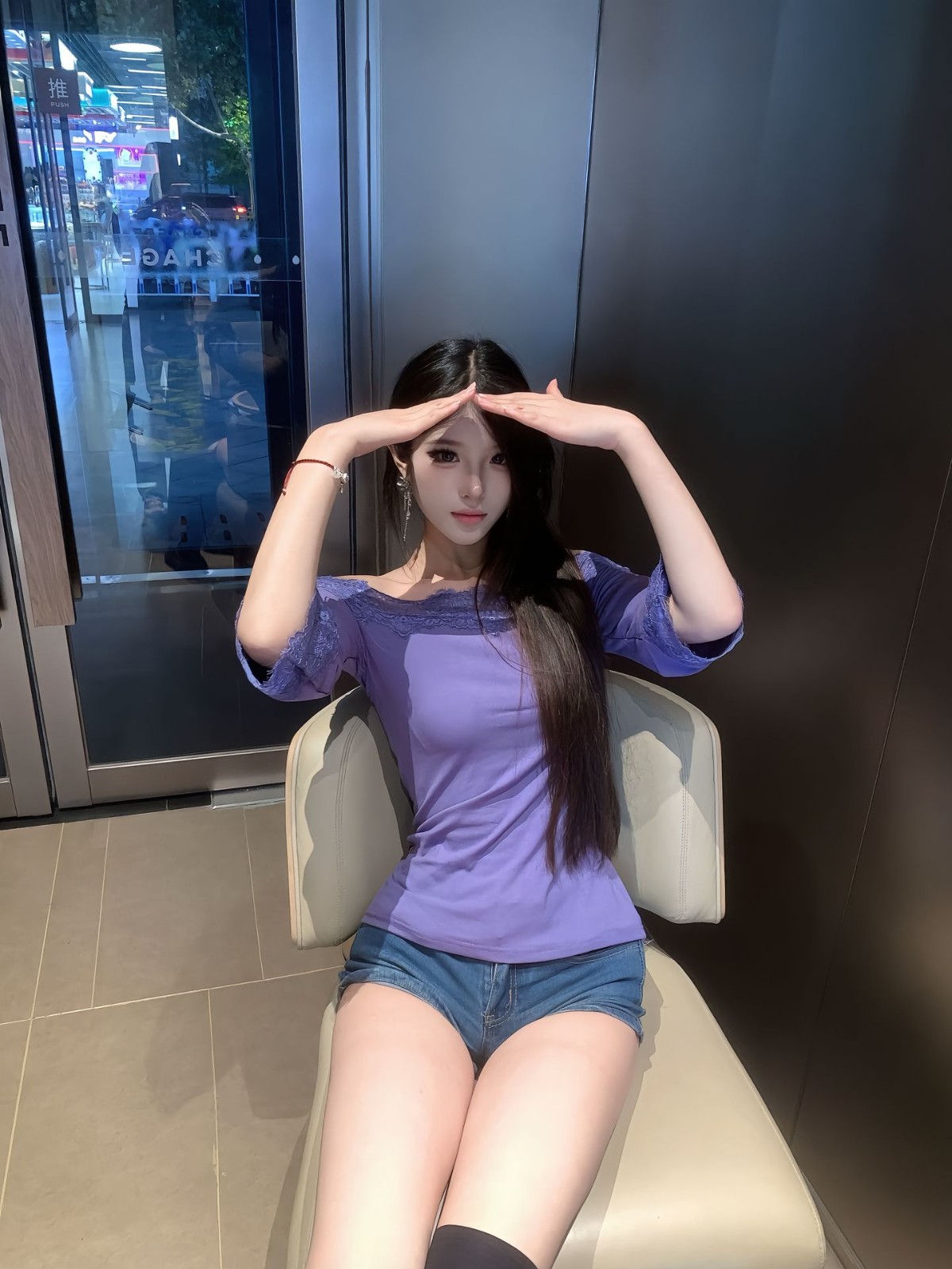 龙华长腿嫩妹子鲍鱼粉嫩