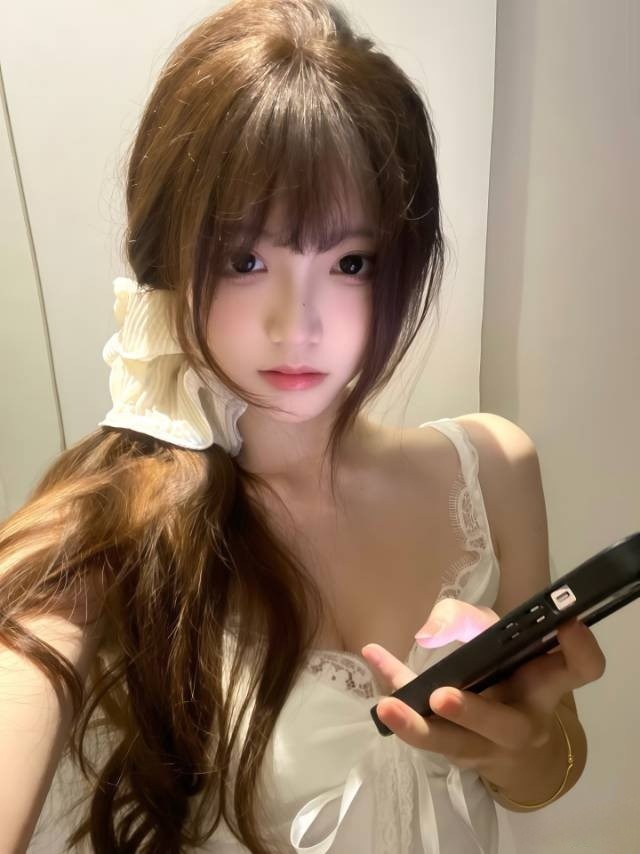 【虹口区】粉嫩妹子 ，后入式很过瘾