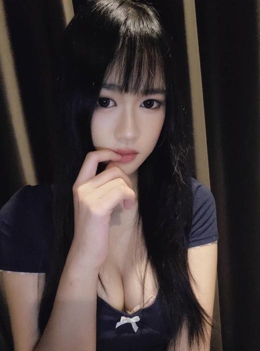 沈阳妹子很听话下面很粉嫩又紧
