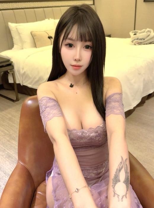 重庆妹子很淫荡叫声不断