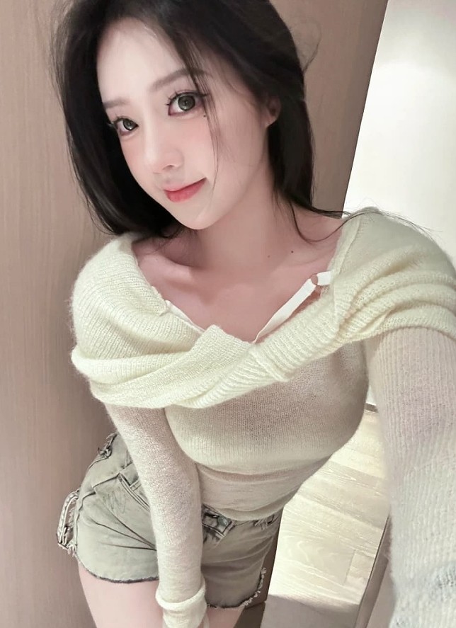 蜀山区妹子身材完美  能吸会夹