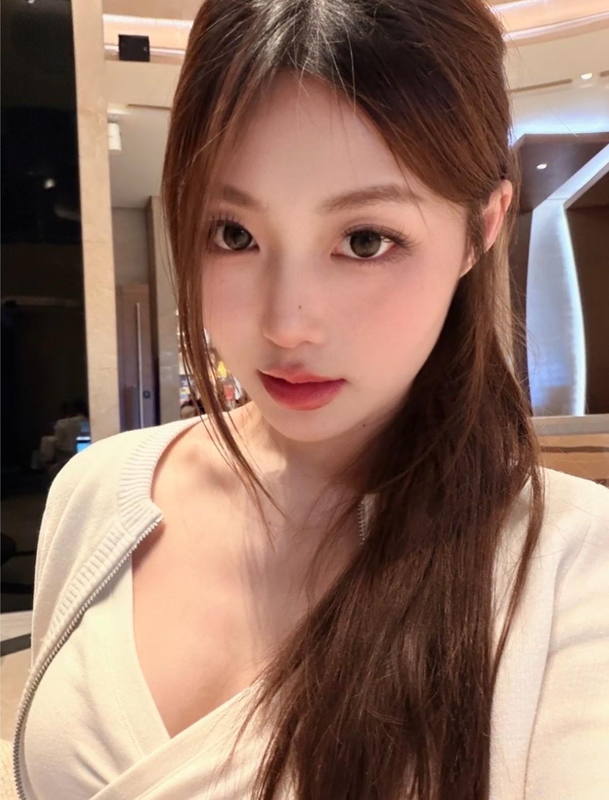 呼市玉泉美乳御姐口活一流