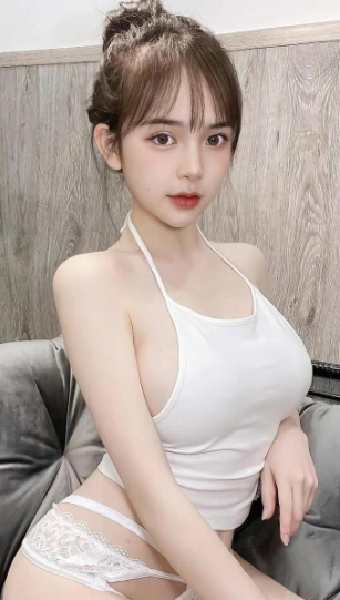 验证高个美少女