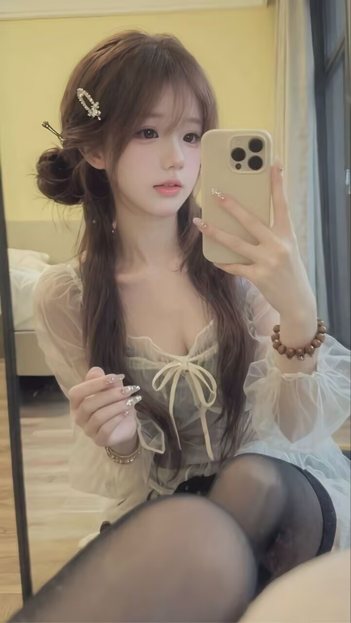 清纯颜值鸡没想到是个敏感体质c的她白浆四溢