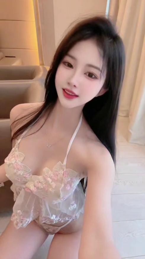 南明骚妹妹刚下水 赶紧去爽
