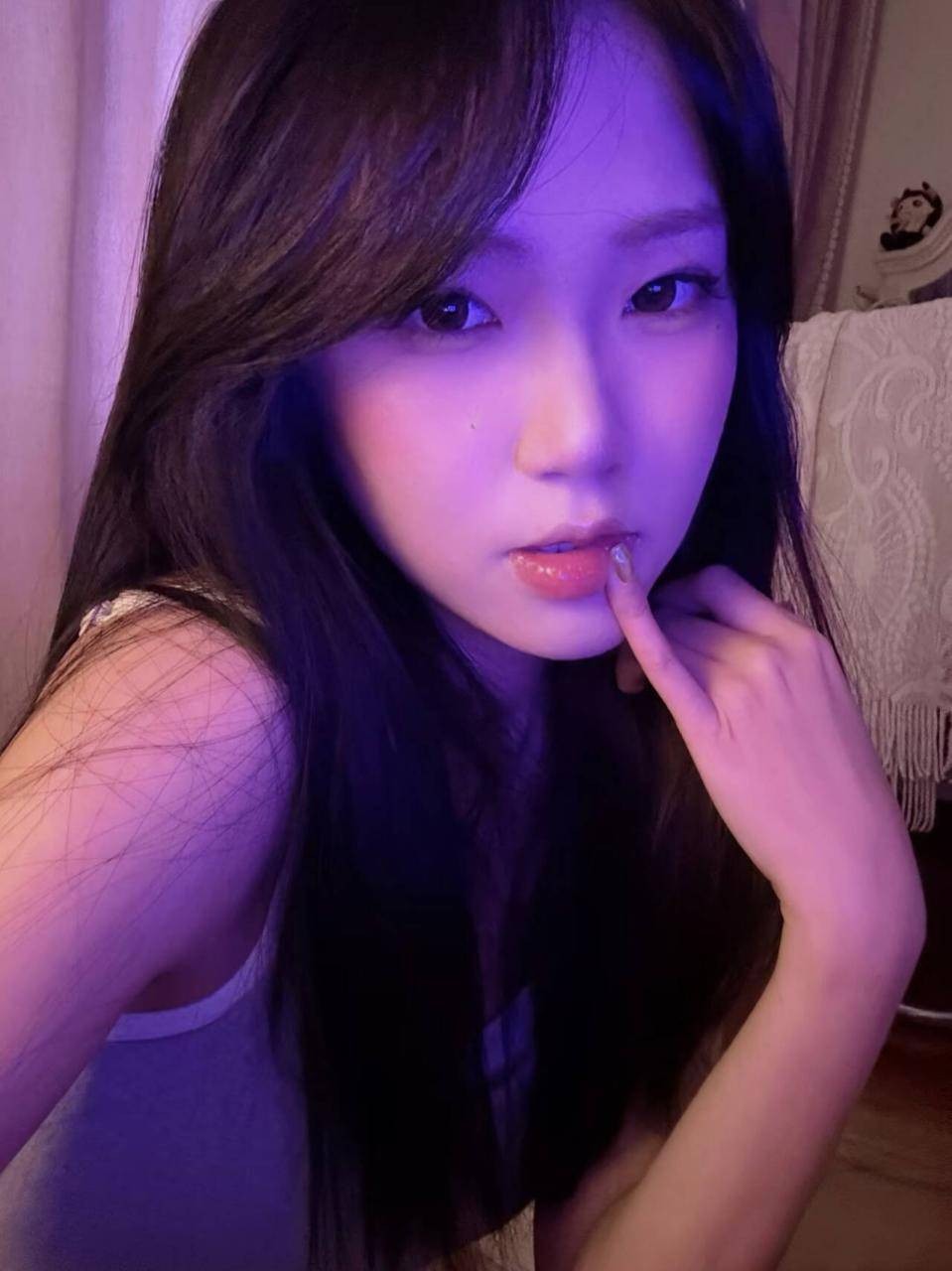 妹子很敏感挺勾人的