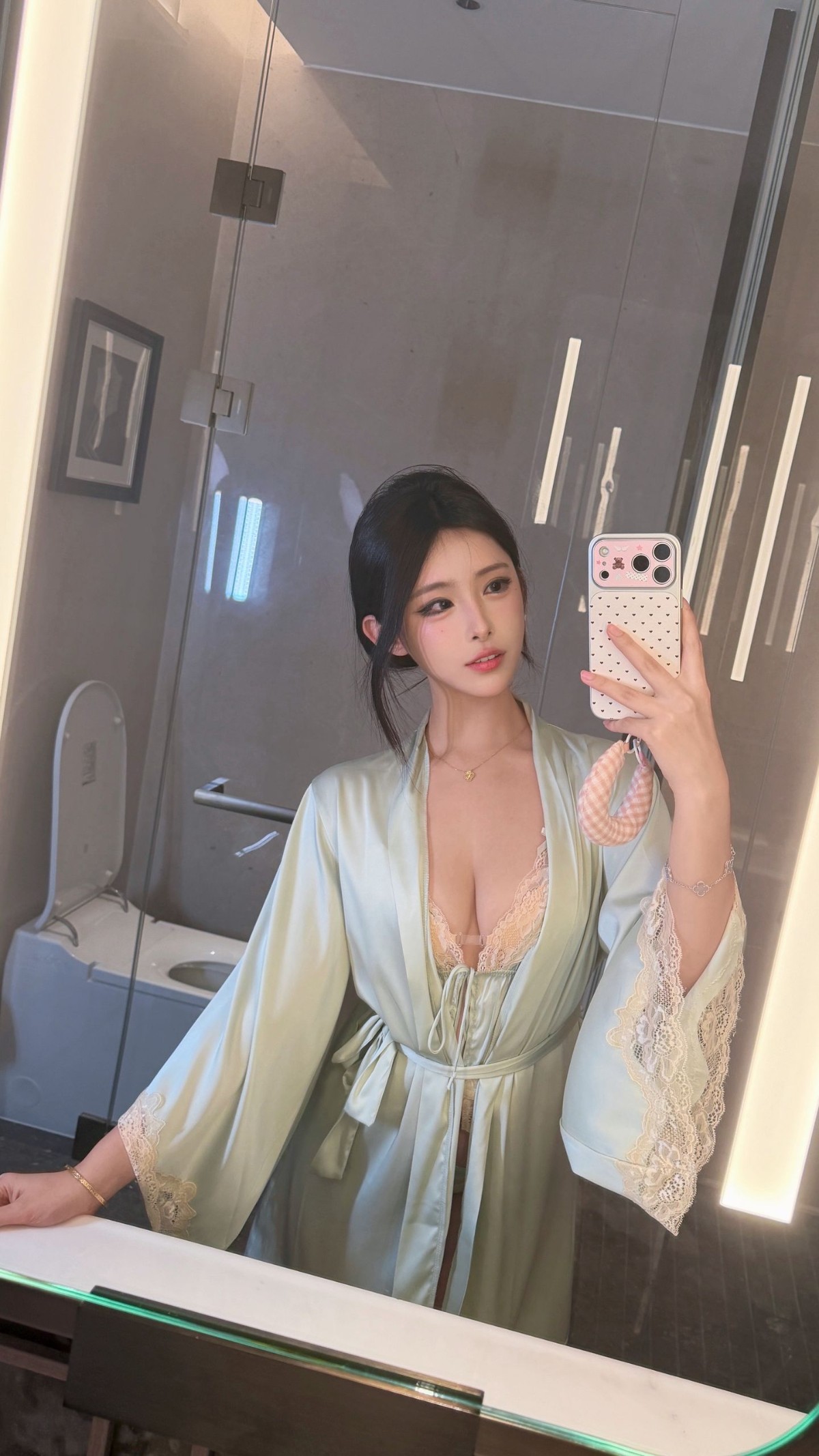 操到这样的美女真性福