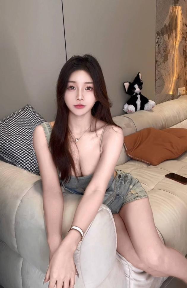 乌鲁木齐本地姑娘面貌各方面都不错