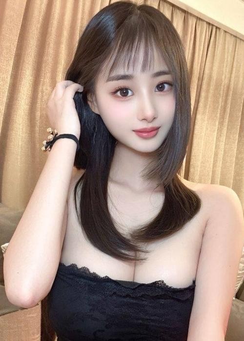 兰州奶子有傲人的资本相当诱人