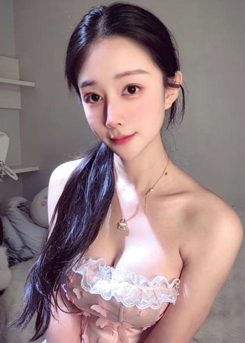 深圳这女人天生就是做这行的