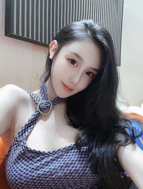 刚下水甜美良家女