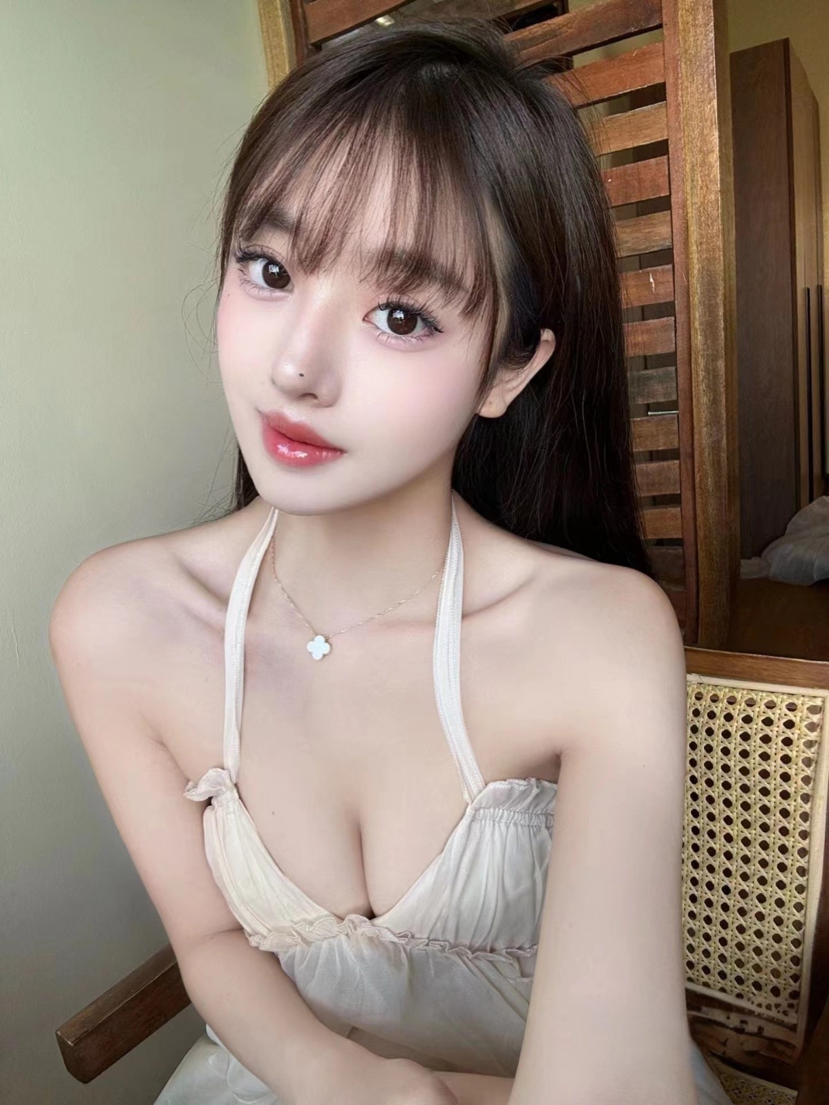 125199_4S57AEWH69J4KUE.jpg