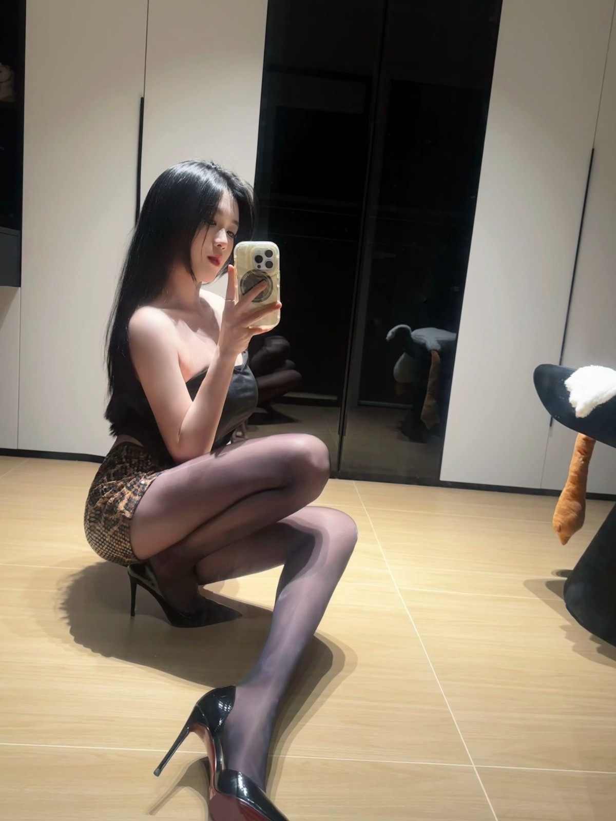 小辣妹上下唇都能搞