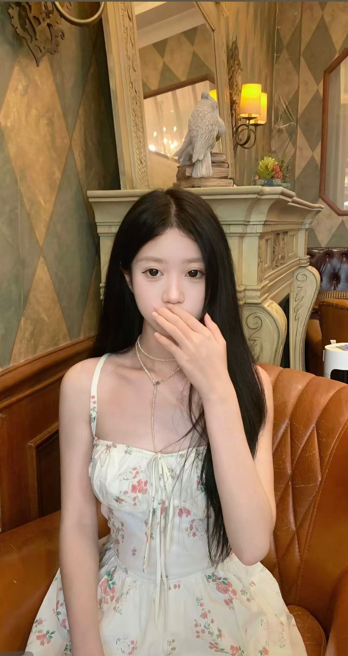 粉嫩妹子穴紧水多