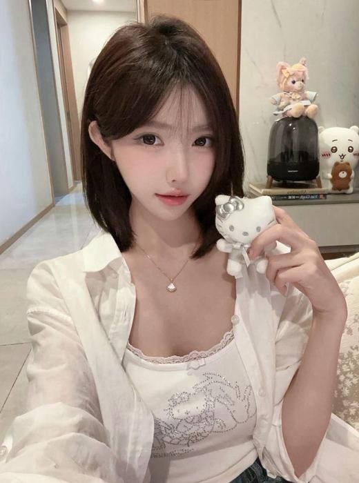 广州标准美女口活有舔有吸
