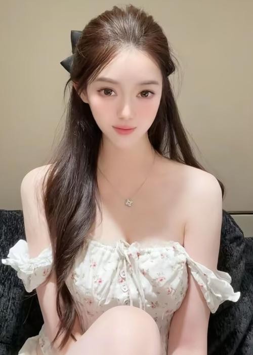 鲍鱼鲜嫩进去后湿漉漉的