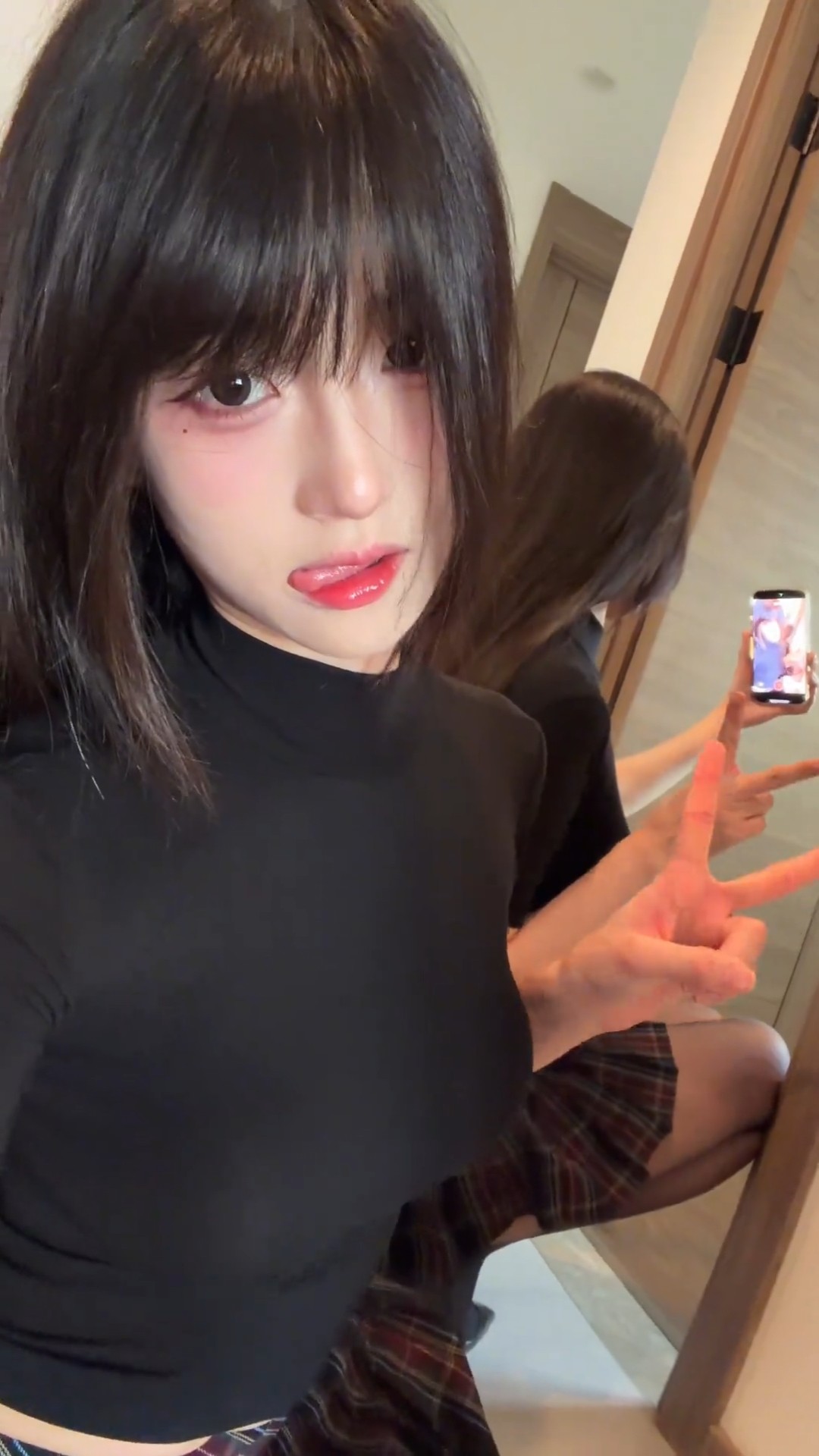 糖糖小妹能玩制服丝袜