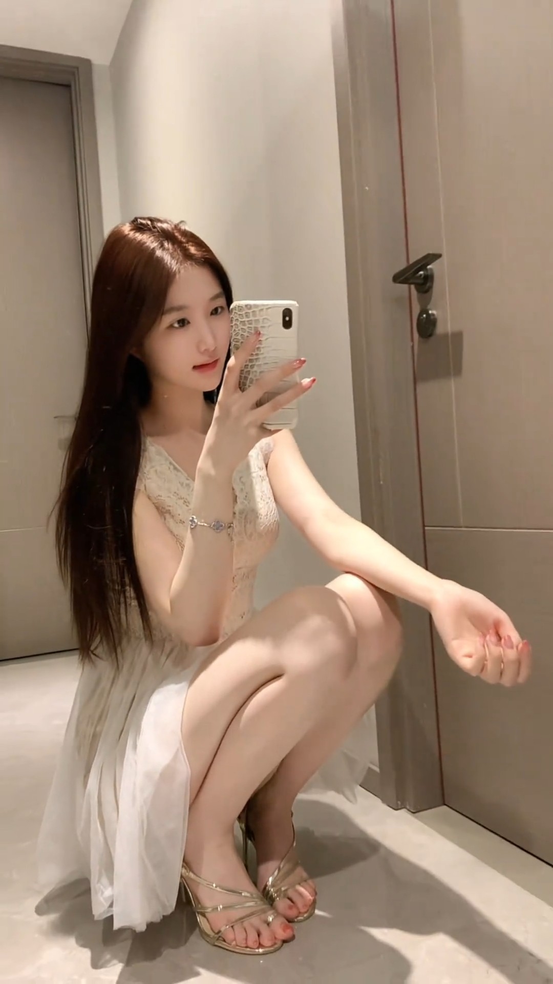 打卡好兄弟老李推荐的学生妹