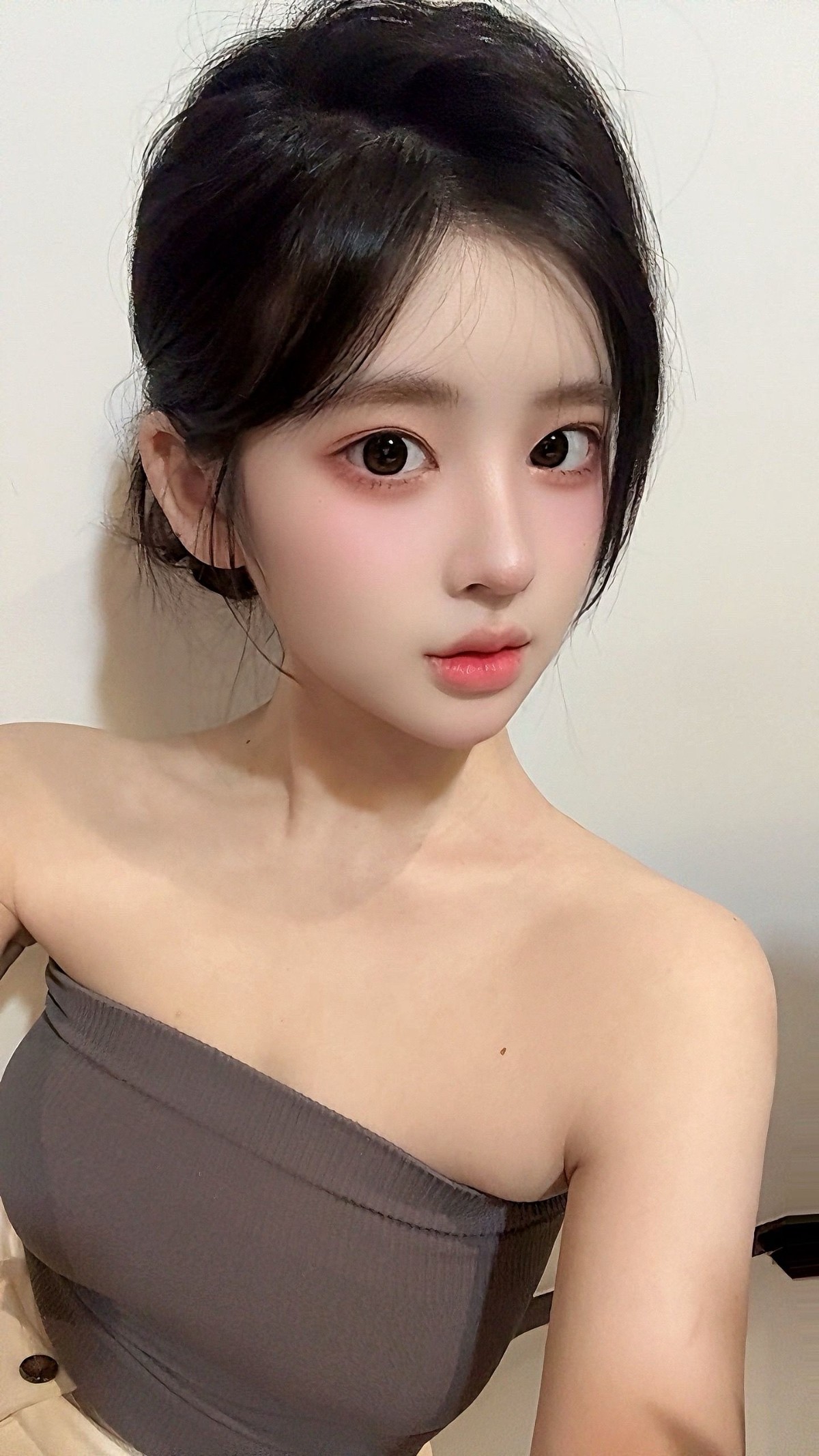 妹子无论年龄和逼都超级嫩