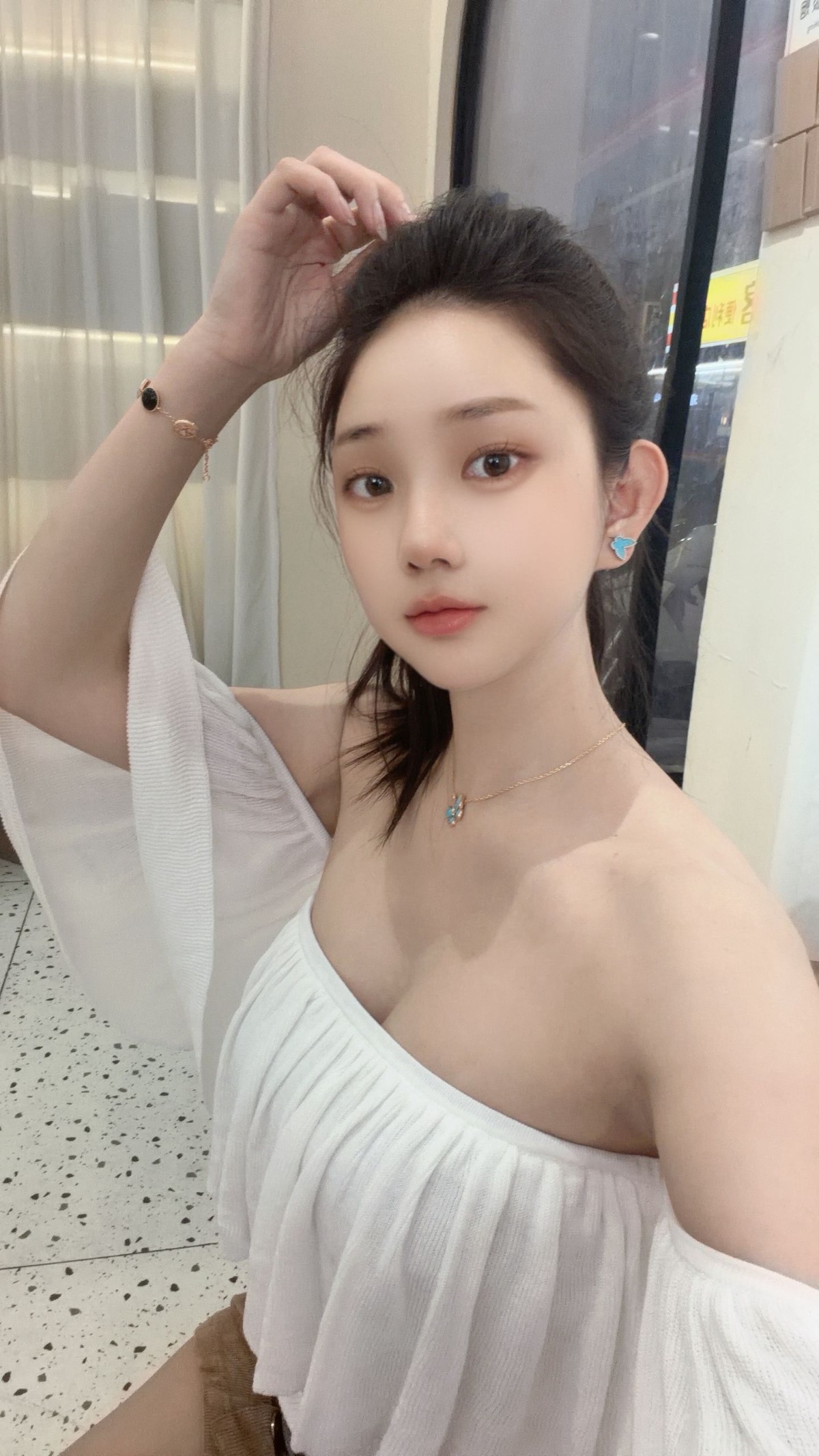 广州肉体原生态甜妹