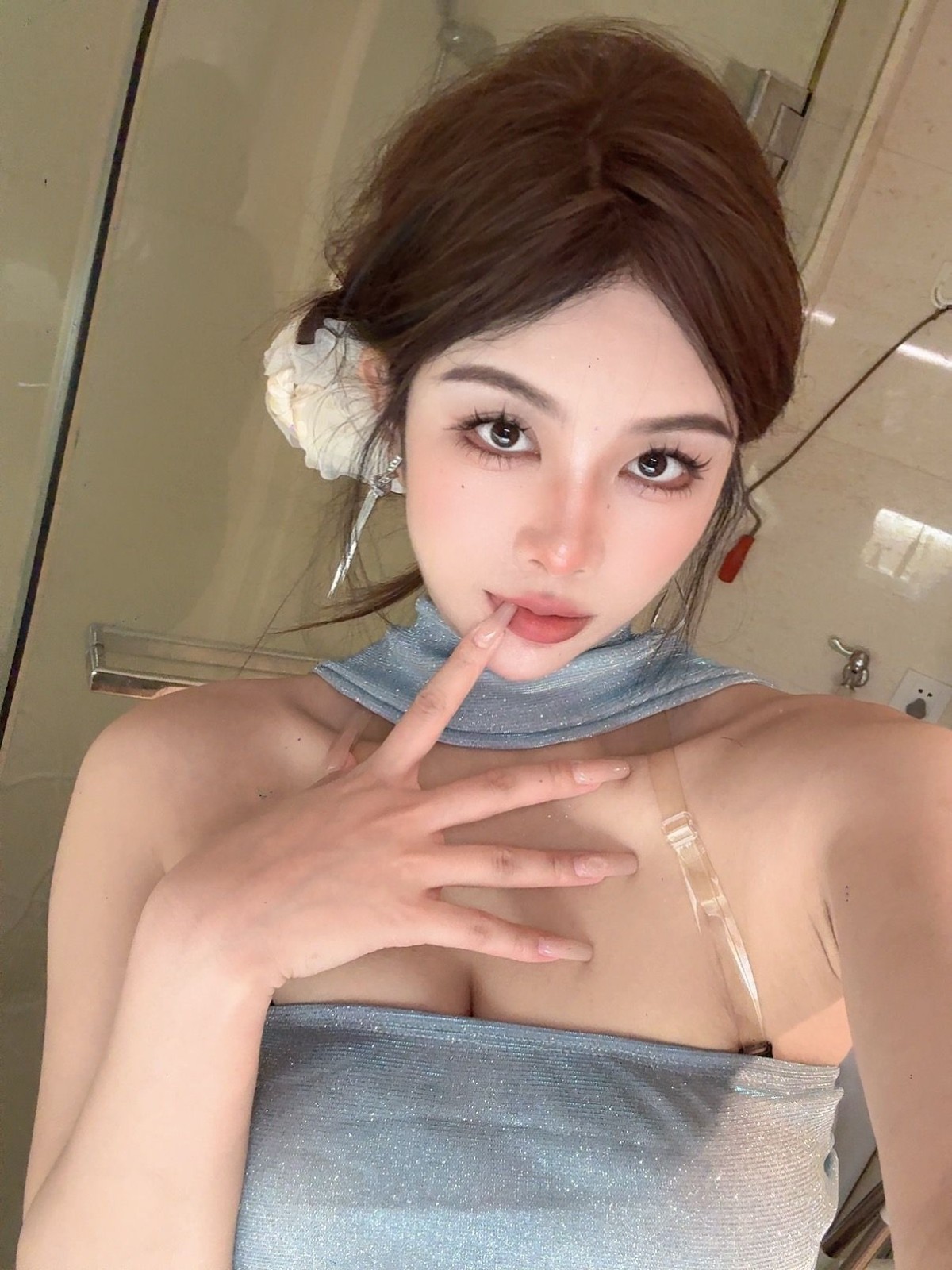 敬业少妇有着好口碑
