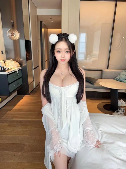  太原-万柏林区巨乳小嫩鸡的鲍鱼鲜嫩可口