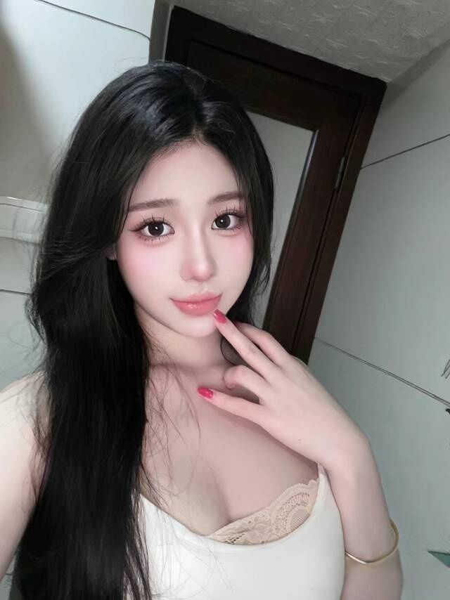 天桥丰满却不肥身材好极了