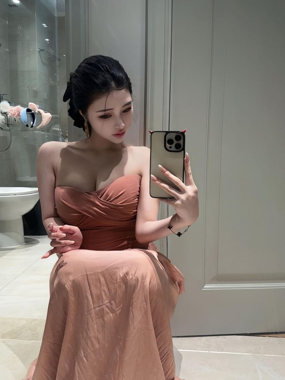 浦东绝对的尤物值得掏屌一战